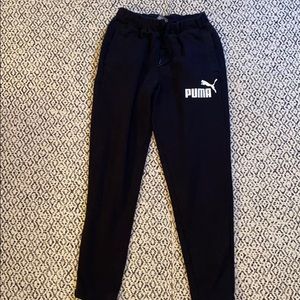 Basic black puma sweats